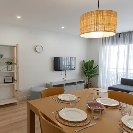 Acogedor En Camp Nou Apartamento